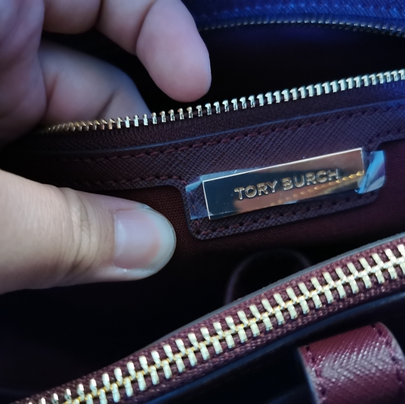 Tory Burch Tote Bag - Picture 7 of 7